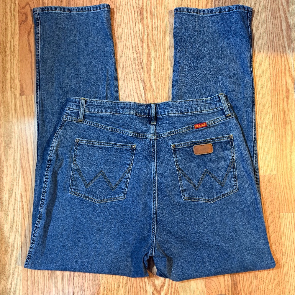 Wrangler Classic Blue Denim Jeans Bootcut Leather Patch Size 15 - Picture 2 of 5